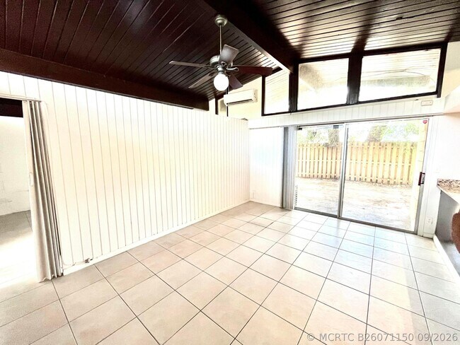 Building Photo - 817 W Las Olas Blvd