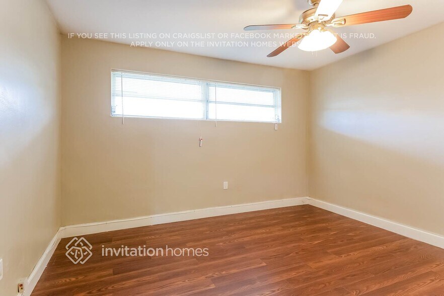 Building Photo - 8320 NW 24th Pl