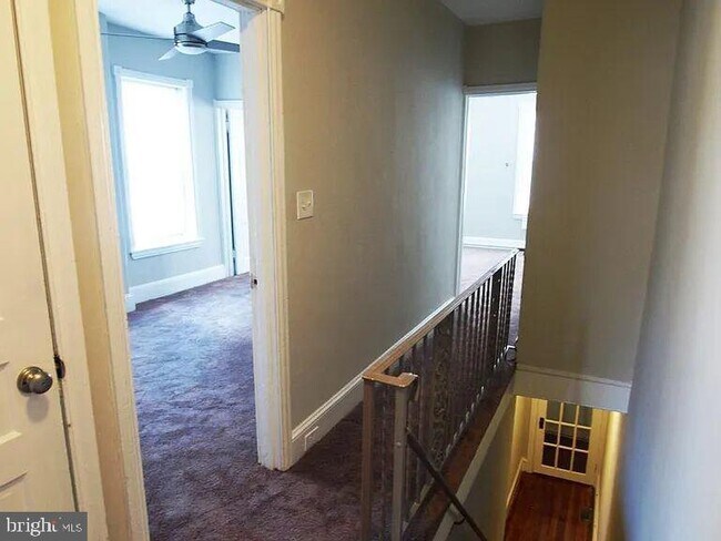 Building Photo - 4335 Fleming St