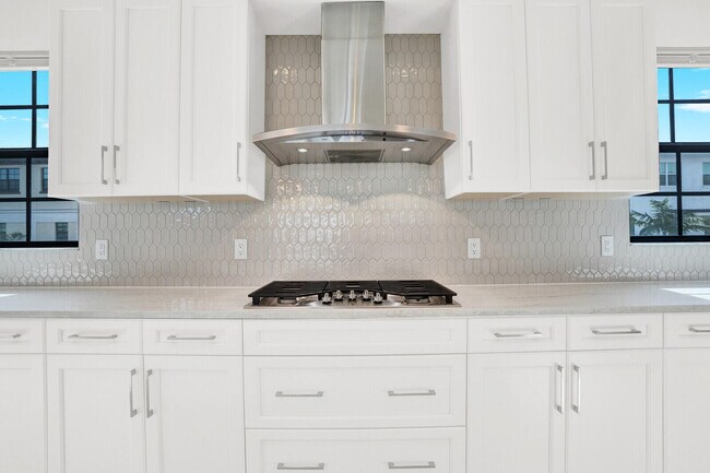 Building Photo - 12711 Machiavelli Way