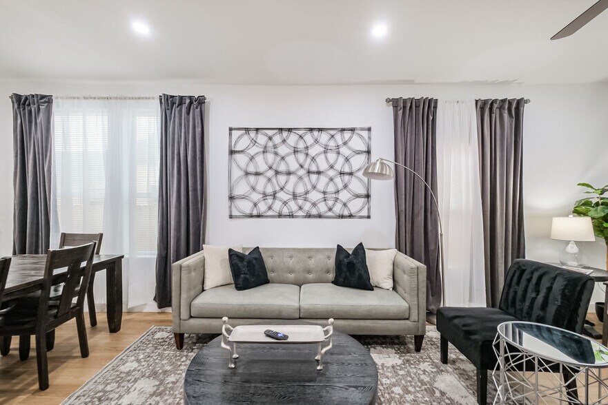 Building Photo - 412 Paschall St