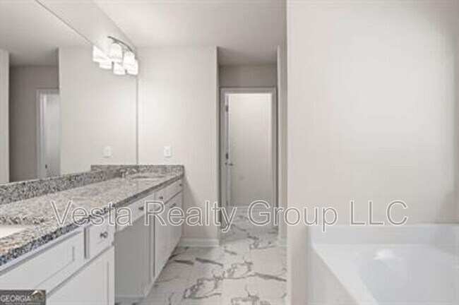 Building Photo - 121 Lexington Pl Dr