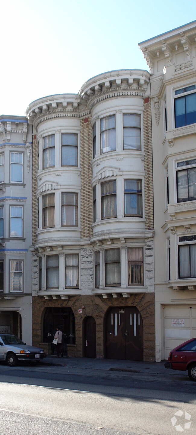 Building Photo - 1167 Pine St