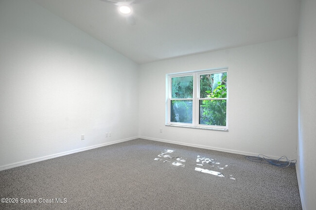 Building Photo - 140 Flores St