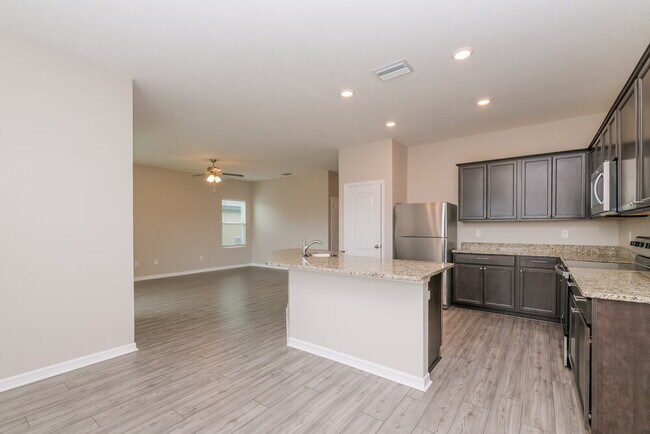 Building Photo - 30134 Fedora Cir