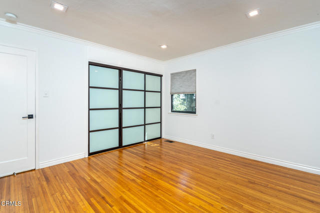 Building Photo - 2057 Hilldale Dr