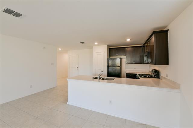 Building Photo - 340 Dry Cyn Wy