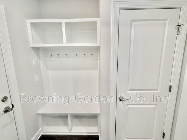 Building Photo - 3648 Four Leaf Wy