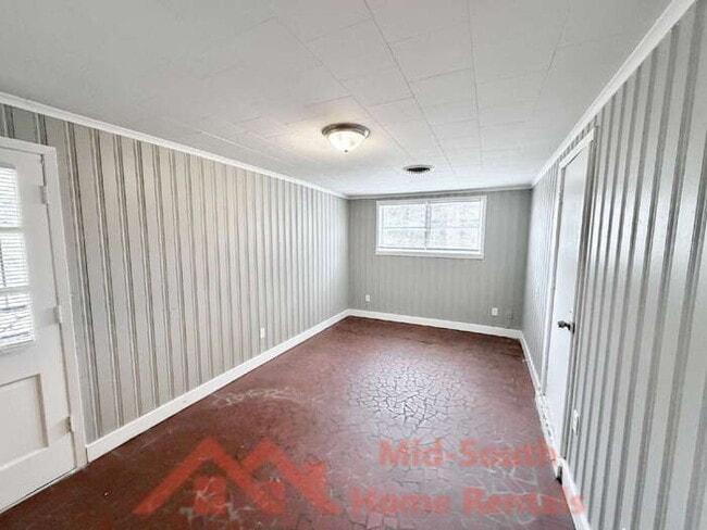 Building Photo - 4349 Newton Dr