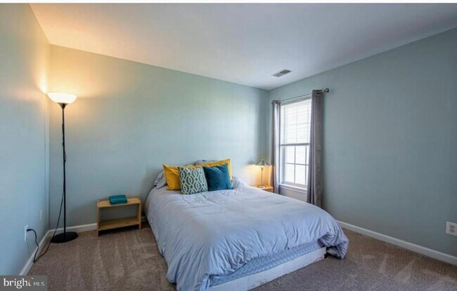 Building Photo - 41900 Restful Terrace