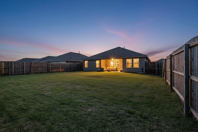 Building Photo - 4210 Showboat Ln