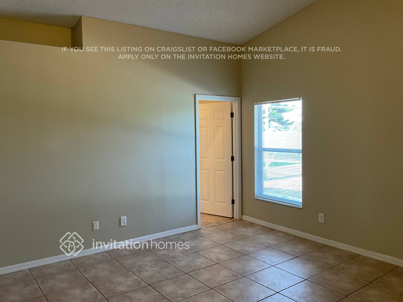Building Photo - 813 Lake George Dr