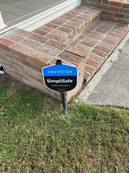 Building Photo - 3653 Johnson St