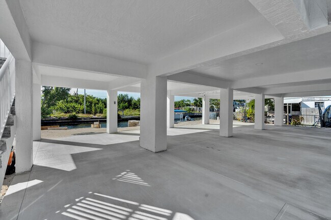 Building Photo - 31368 Ave I