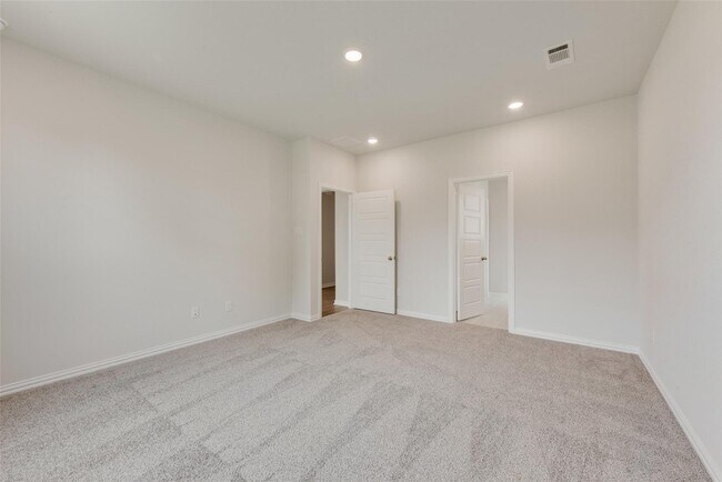 Building Photo - 541 Marcus Ln