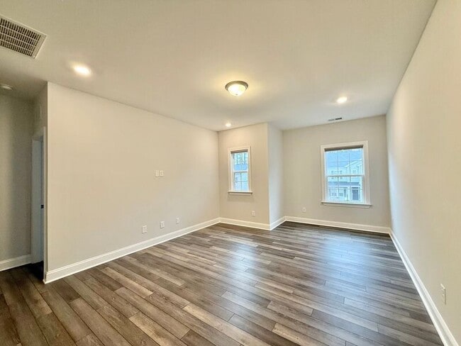 Building Photo - 3246 Douglas Fir Rd