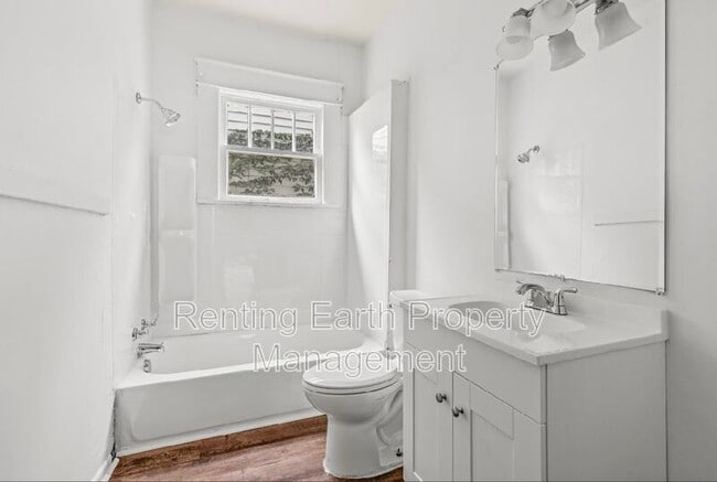 Building Photo - 4745 Court S