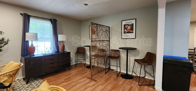 Building Photo - 150 Timberland Trl