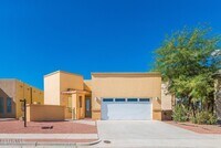 Building Photo - 5537 Ignacio Frias Dr