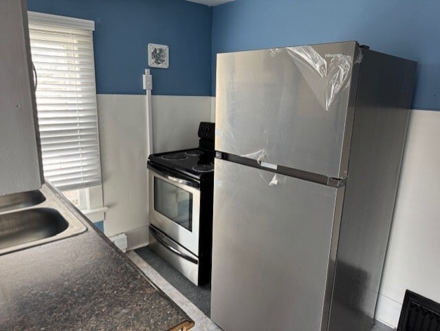 Building Photo - 218 Pike St