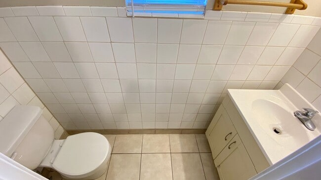 Building Photo - Cozy 3-Bedroom/1.5-bathroom Single Family Home in Casselberry!