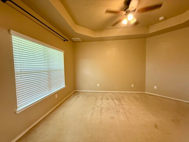Building Photo - 8018 Grissom Crest