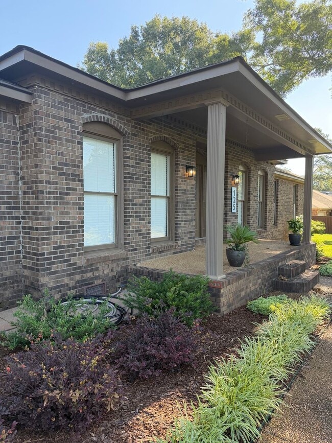 Building Photo - 125 Camp Ground Rd