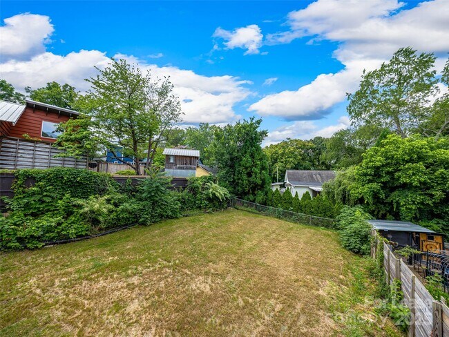 Building Photo - 42 Forsythe St