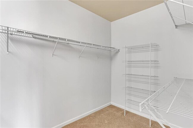 Building Photo - 2300 Peachford Rd