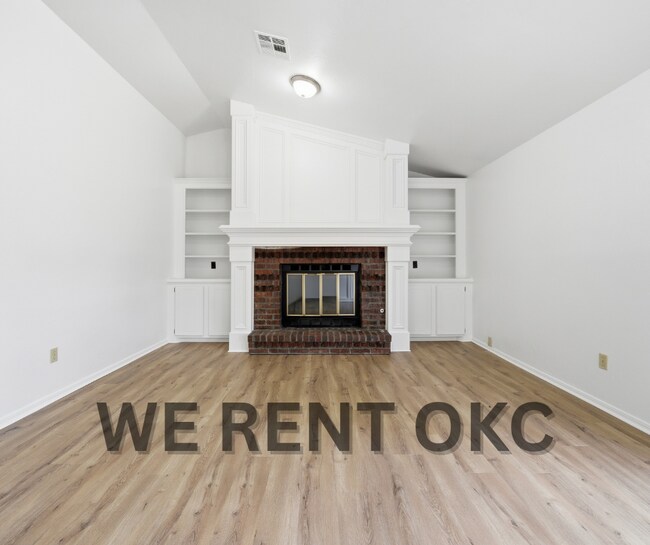 Building Photo - 12021 Moon Beam Dr