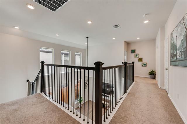 Building Photo - 1220 Canuela Way