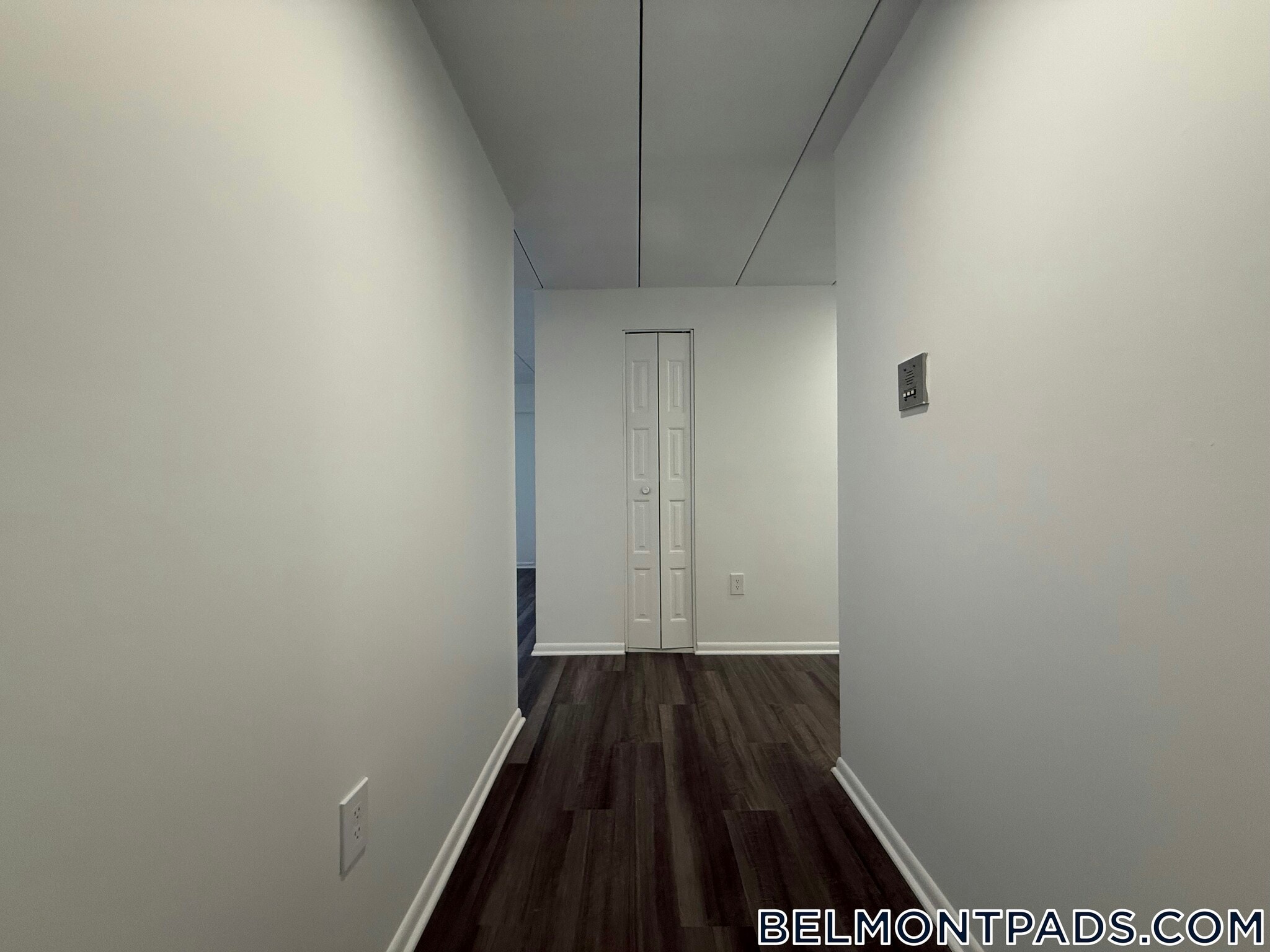 Building Photo - 53 Hill Rd