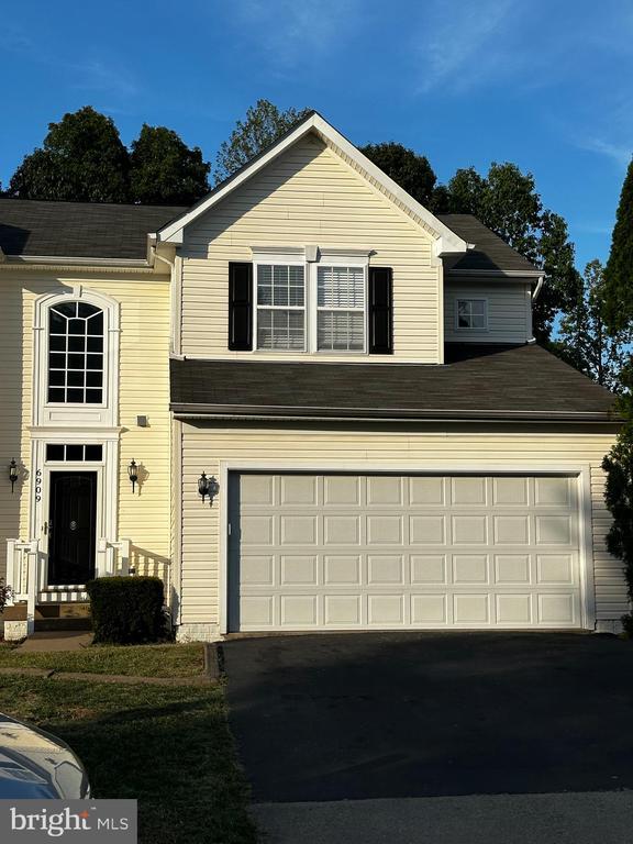 Building Photo - 6909 Yeoman Ct