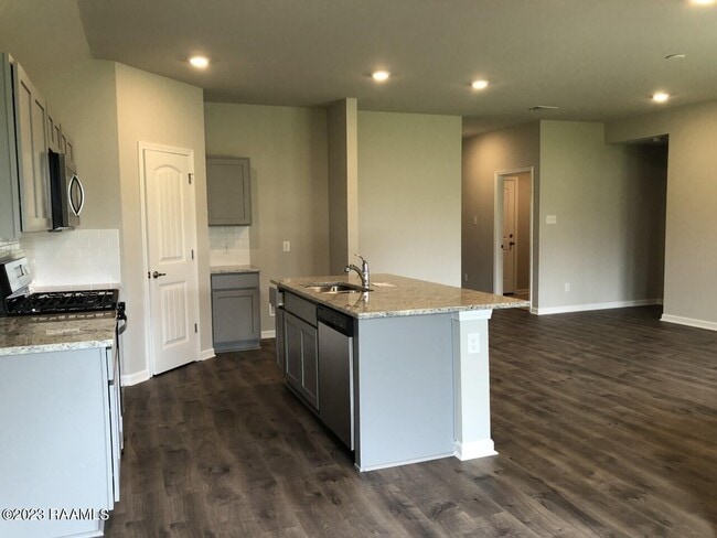 Building Photo - 109 Abbeywood Ct