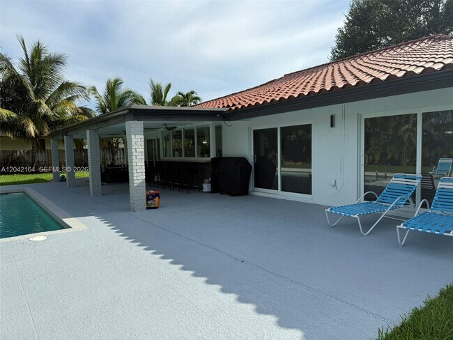 Building Photo - 13461 SW 98th Pl