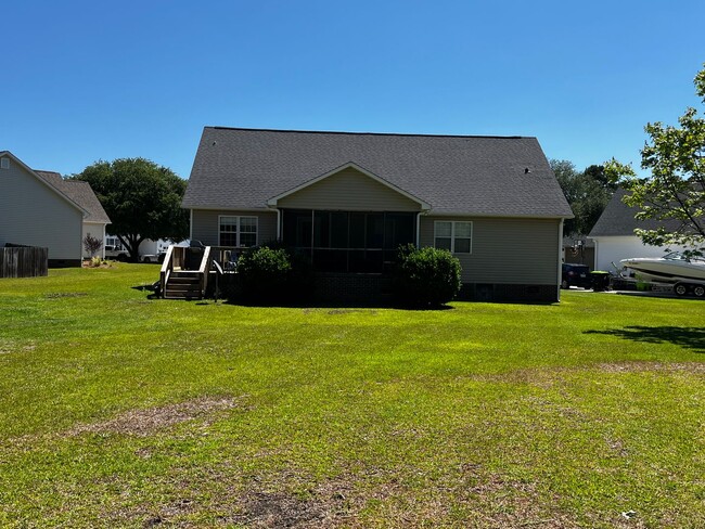 Building Photo - Beautiful Home in Hunters Ridge New Bern