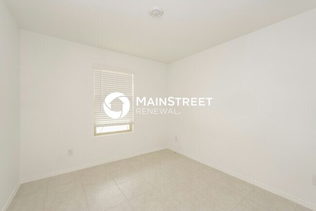 Building Photo - 3 Bedroom Pet-Friendly Home in Fort Worth, TX with Main Street Renewal