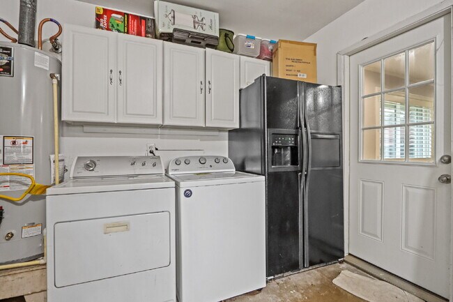 Building Photo - 6311 Bluestone Dr