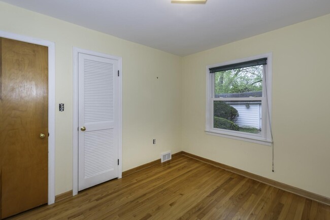 Building Photo - 1616 Morton Ave