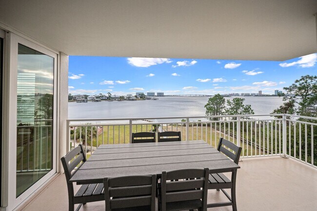 Building Photo - 4610 White Ave