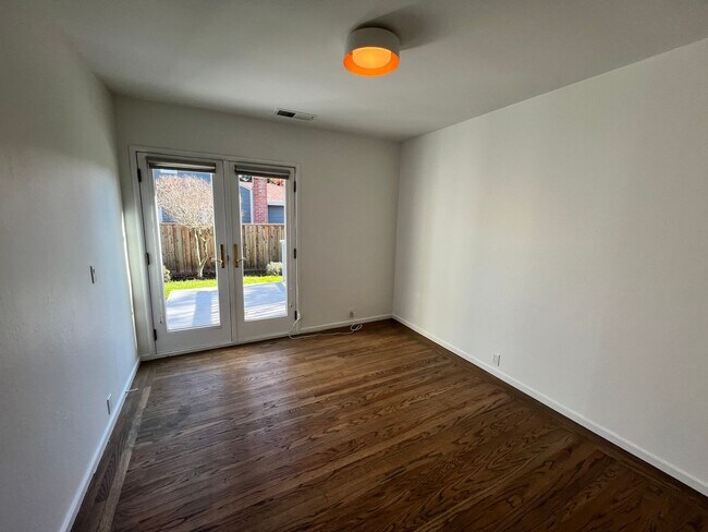 Building Photo - WONDERFUL TWO BEDROM TWO BATH UPDATED HOME...