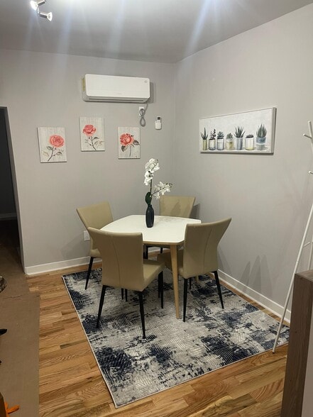 Building Photo - 1635 Lecount St