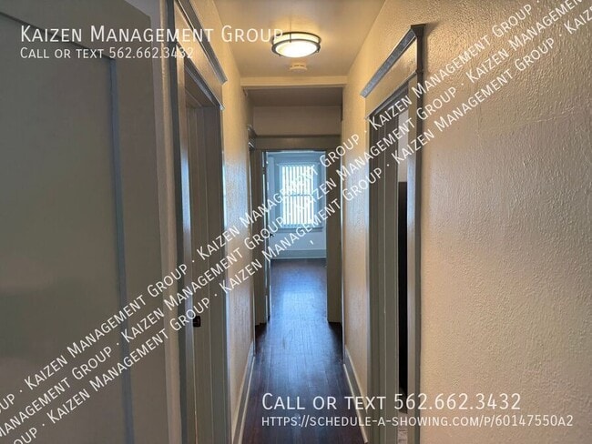 Building Photo - 563 W 14th St