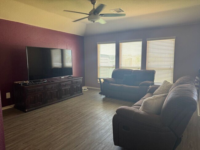 Building Photo - 3022 Cambridge Meadows Ln