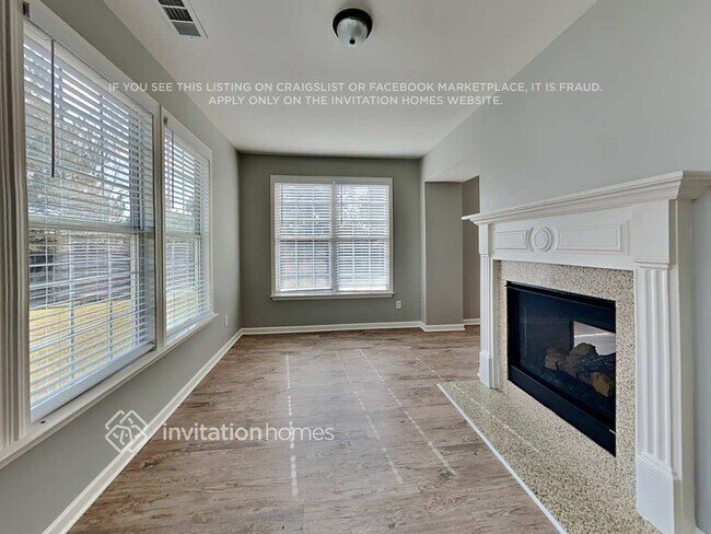 Building Photo - 1213 Loowit Falls Ct