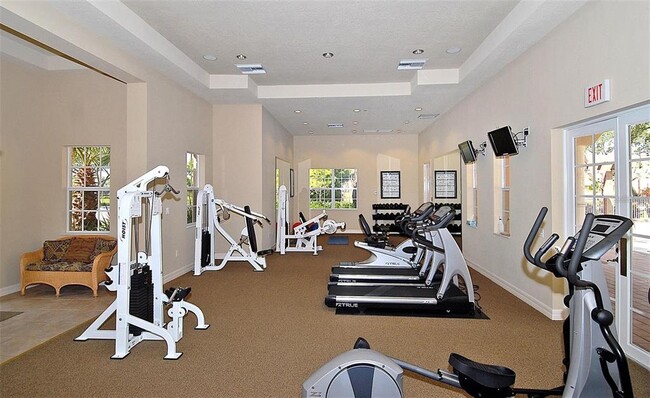 Building Photo - 1921 Monte Carlo Dr