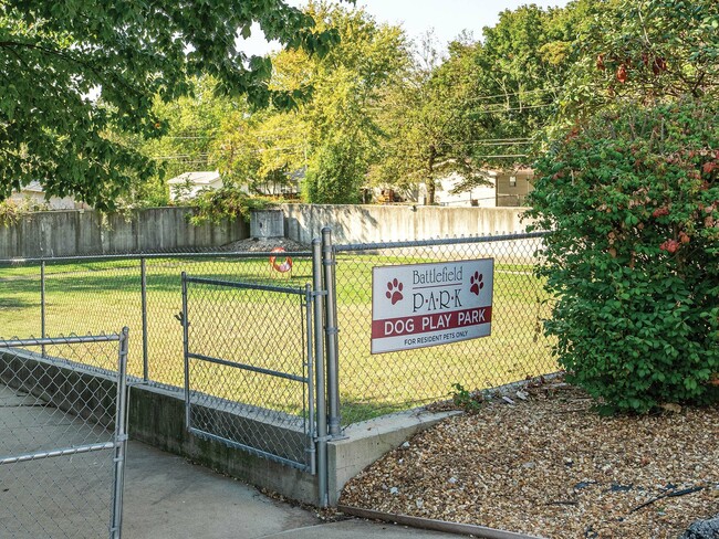 Building Photo - Battlefield Park Apartments