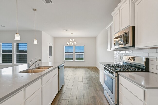 Building Photo - 6846 Termino Ln