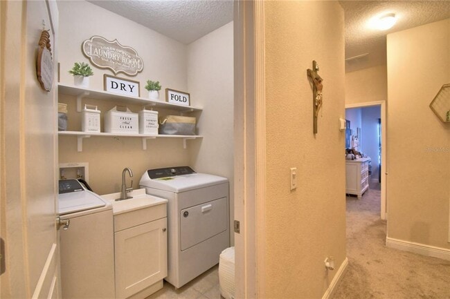 Building Photo - 7401 Leighside Dr