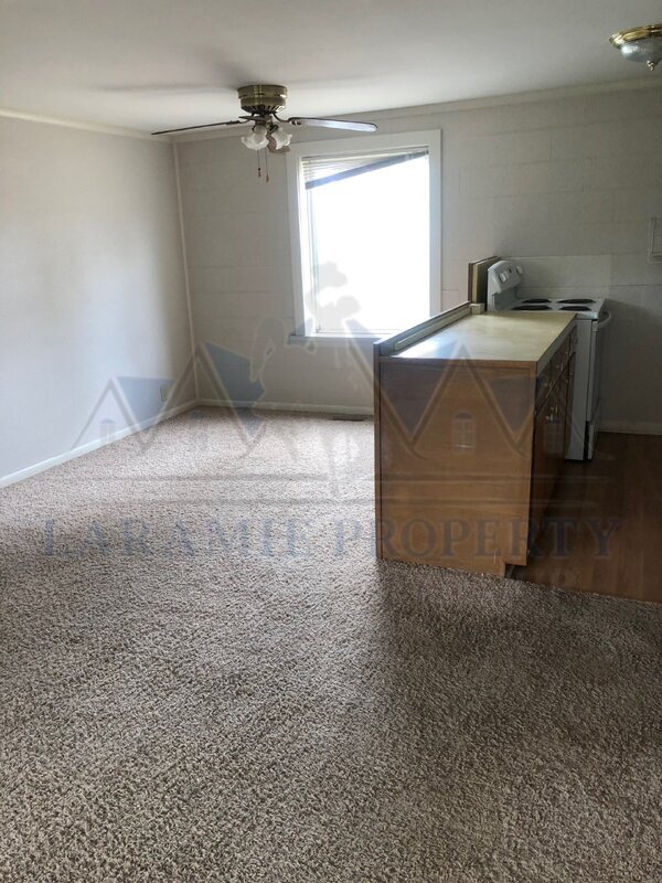 Building Photo - 529 E Spring Creek Dr